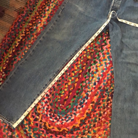 Perfectly worn vintage quality Levi 501 jeans - Picture 8 of 8